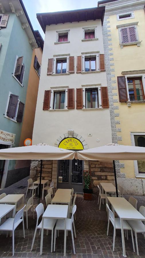 Appartamento Sunrise - Centro Storico N2 Ρίβα ντελ Γκάρντα Εξωτερικό φωτογραφία
